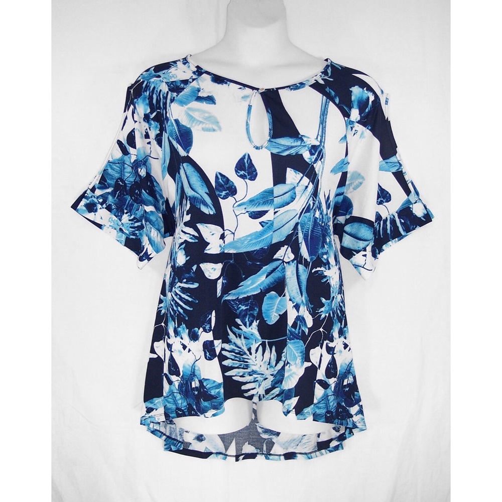 ESSENTIALS By Milano 2X Blue Floral Hi-Lo Hem Top - Picture 1 of 8